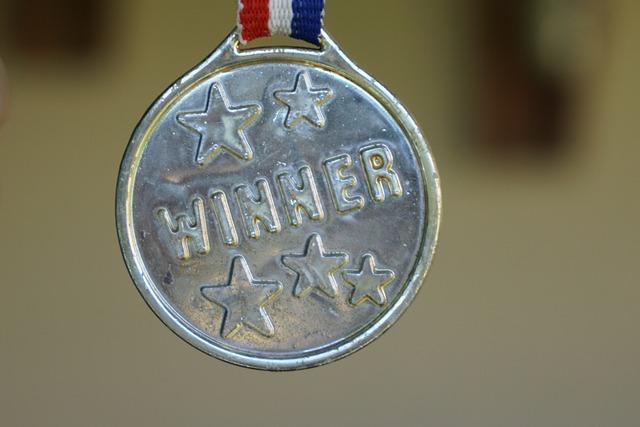 Elevating ‍Costume Design in the Awards Arena