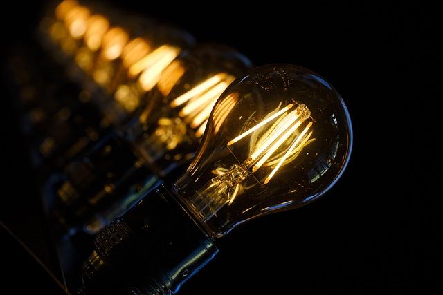 Innovative Techniques for Lighting and Sound in Adverse Conditions