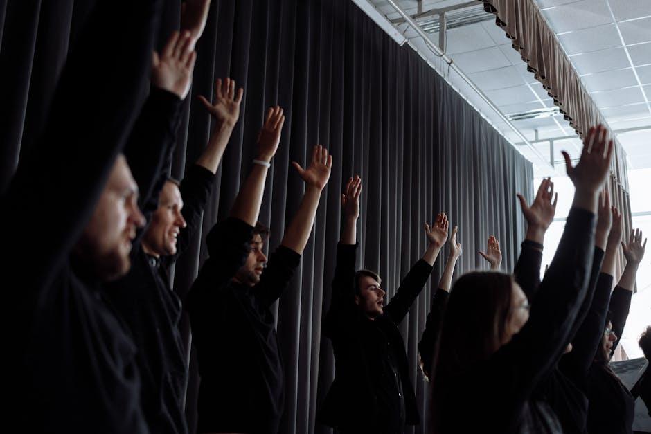 Balancing Individual Performances with Group Dynamics