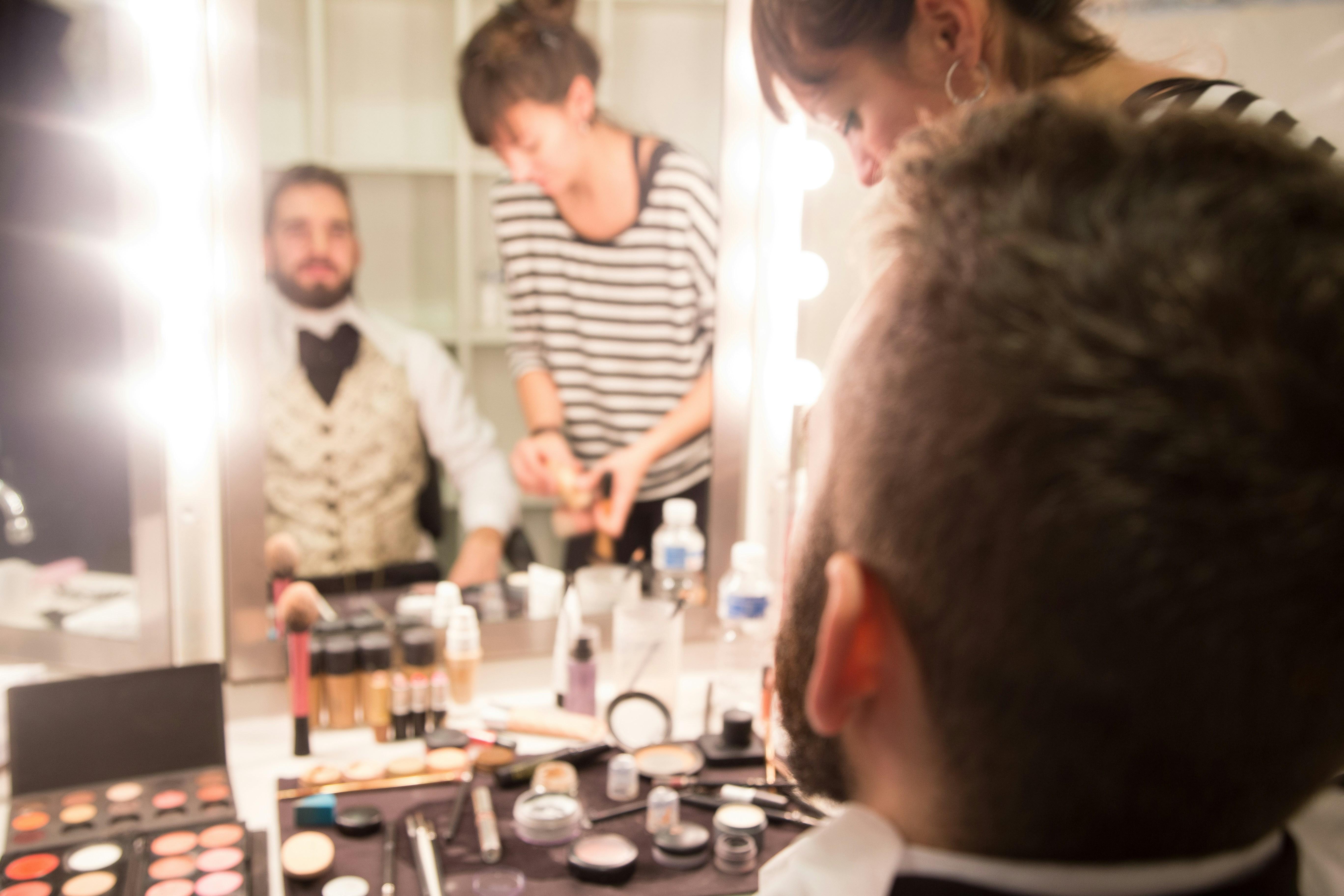 Navigating the Dynamics of On-Set Collaboration